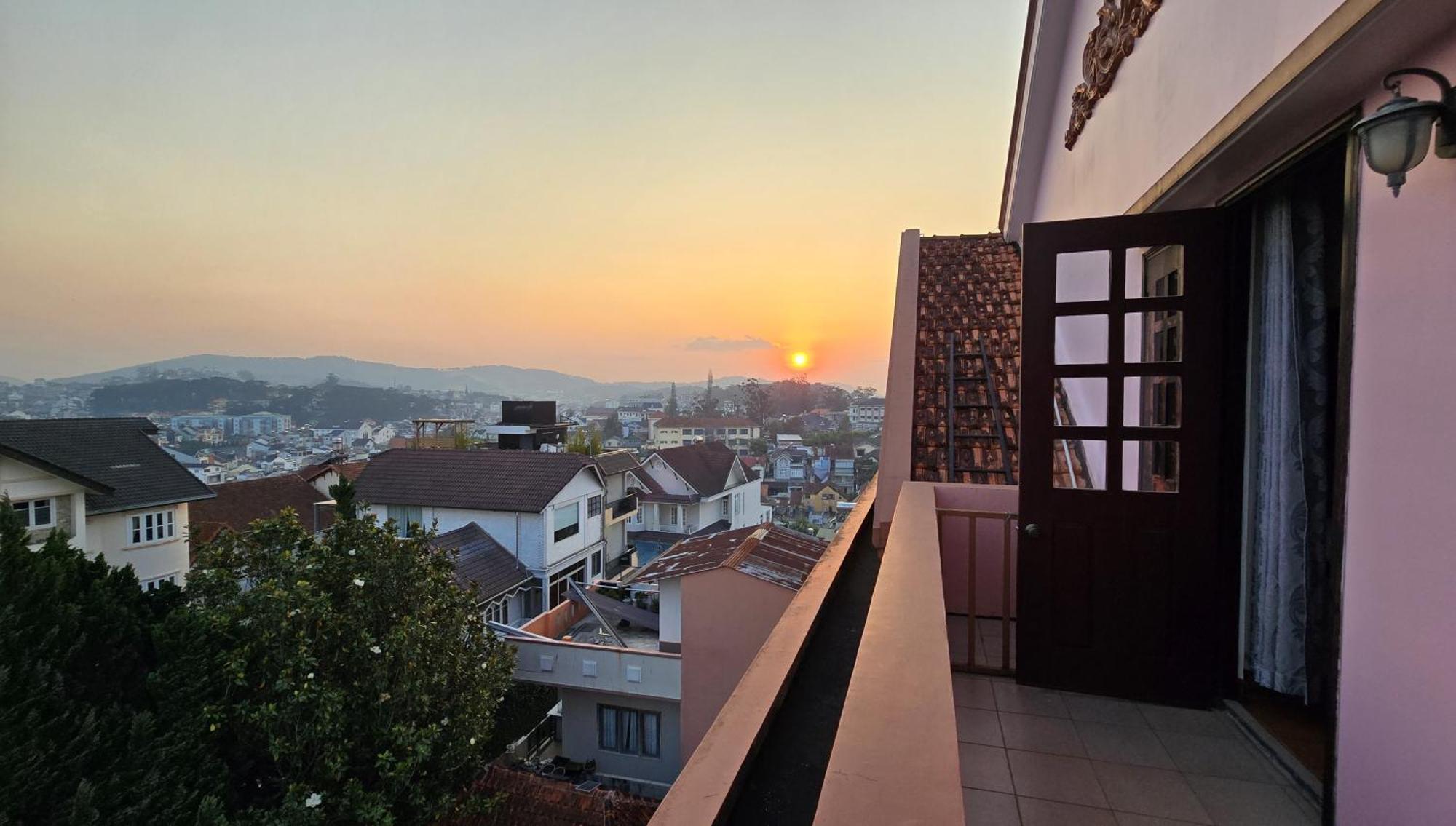Villa Pink House Da Lat Esterno foto