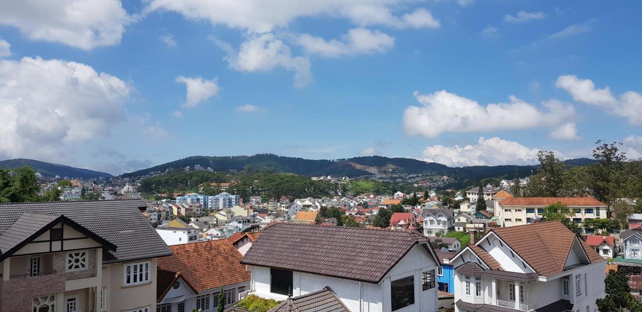 Villa Pink House Da Lat Esterno foto